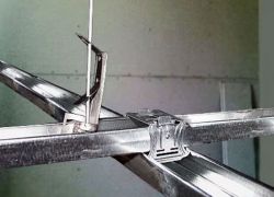 109040002_1_min.jpg